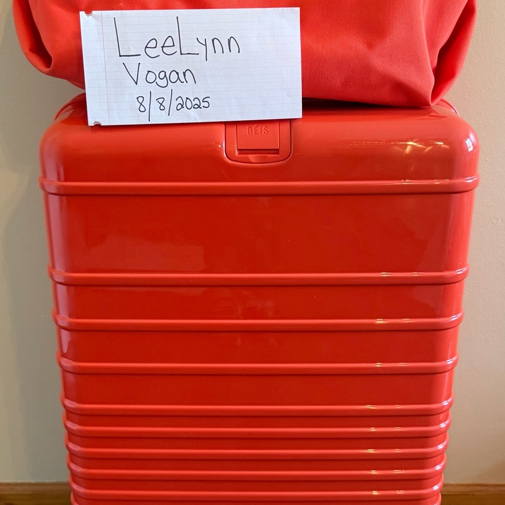 Glossy Flame Béis Luggage
